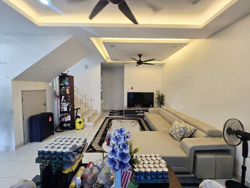 2-storey Terraced House for Sale in Hill Park (Semenyih) - Syazue Wanie - Living Room - PropertyGuru.com.my