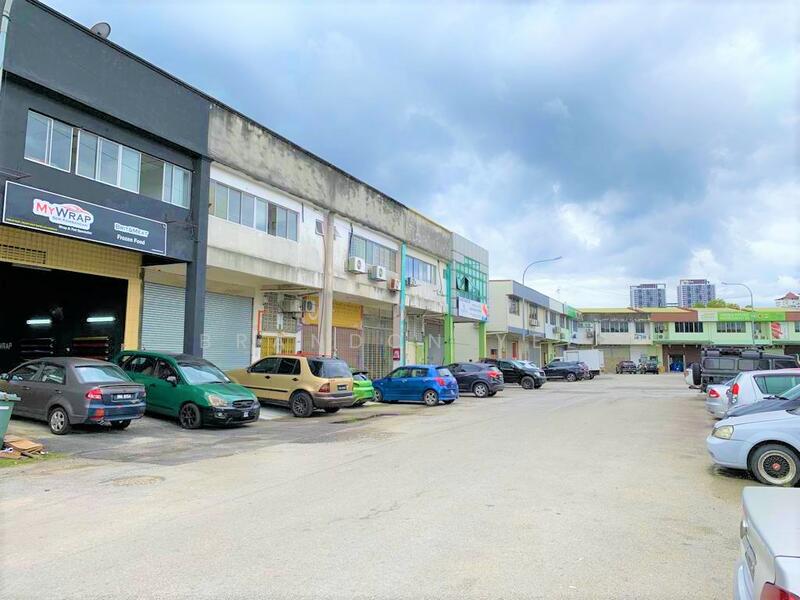 Factory for Rent in Seri Kembangan Industrial Area (Seri Kembangan) - Brandon Yee - Exterior - PropertyGuru.com.my