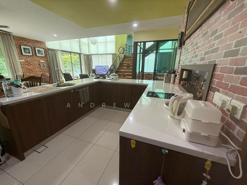 Rumah Banglo untuk Dijual di Leisure Farm (Gelang Patah) - Andrew Teo - Kitchen - PropertyGuru.com.my