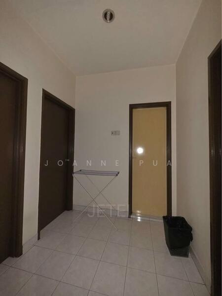 2-storey Terraced House for Sale in Bandar Bukit Tinggi (Klang) - Joanne Pua - Corridor - PropertyGuru.com.my
