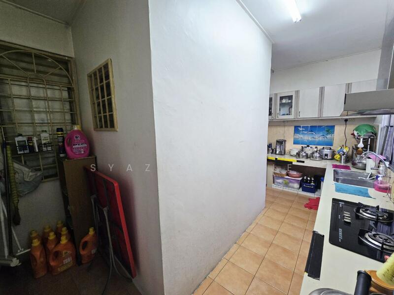 2-storey Terraced House for Sale in Bandar Mahkota Cheras (Cheras) - Syazue Wanie - Kitchen - PropertyGuru.com.my