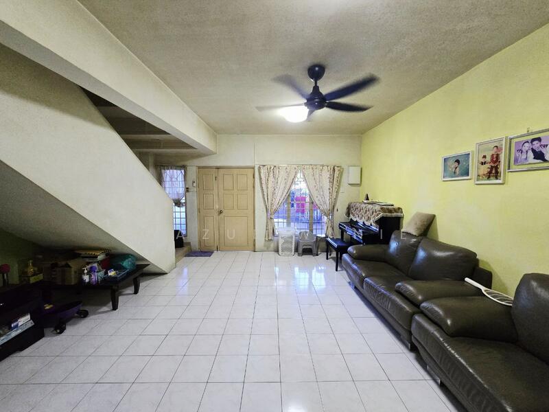 2-storey Terraced House for Sale in Bandar Mahkota Cheras (Cheras) - Syazue Wanie - Living Room - PropertyGuru.com.my