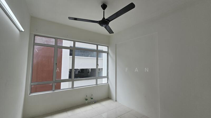 Apartment for Sale at Seri Tecoma - Amanda Fan - Room 3 - PropertyGuru.com.my