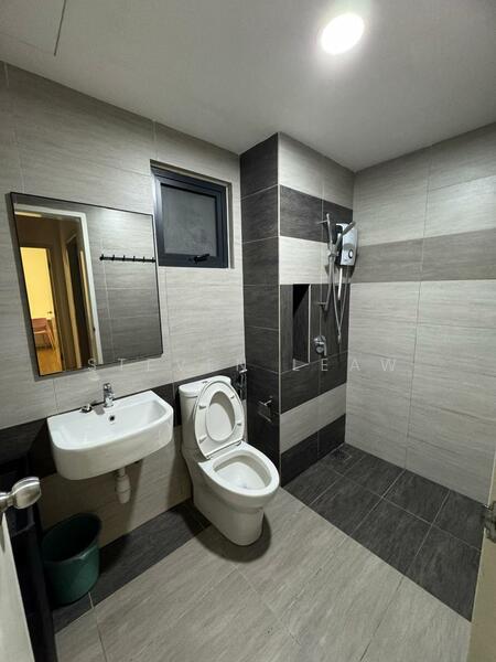 Aster Residence untuk Untuk Dijual - RM 750,000, Feb 2026 - Master Bathroom - PropertyGuru.com.my