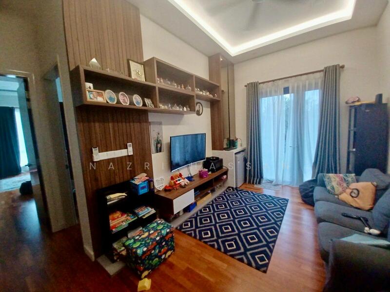 Semi-Detached House for Sale in Bandar Seri Coalfields (Ijok) - Nazri Hassan - Living Room - PropertyGuru.com.my