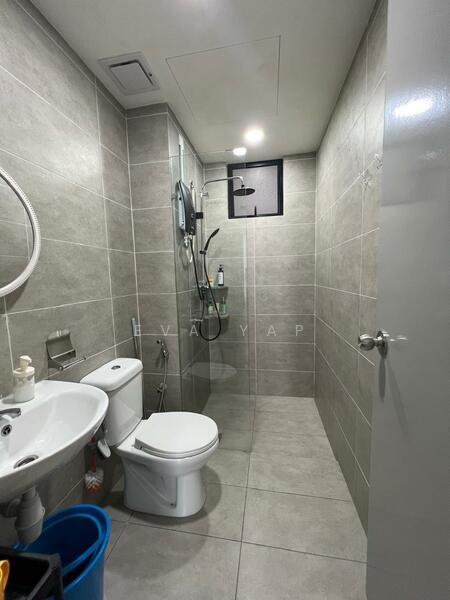 Condominium for Sale at Mizumi Residences - Eva Yap - Bathroom - PropertyGuru.com.my
