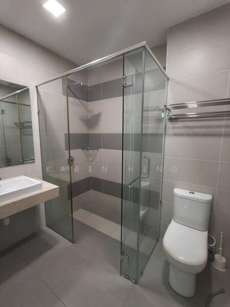 Cluster House for Sale in Skudai (Johor) - Karen Heng - Bathroom - PropertyGuru.com.my
