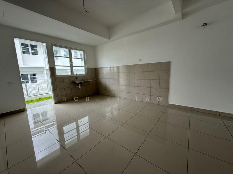 2-storey Terraced House for Sale in Bandar Country Homes (Rawang) - Robert Law - Kitchen - PropertyGuru.com.my