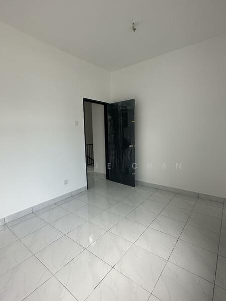 Cluster House for Sale in Johor Bahru (Johor) - Cassie Chan - Bed room  - PropertyGuru.com.my