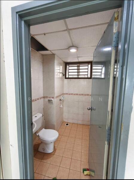 Nusa Perdana Apartment untuk Untuk Disewa - RM 1,600 /bulan, Feb 2026 - Bathroom - PropertyGuru.com.my