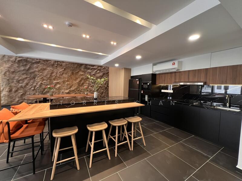 Service Residence for Sale at 2Rio Residence @ Bandar Puteri Puchong - Torres Chan - Kitchen - PropertyGuru.com.my