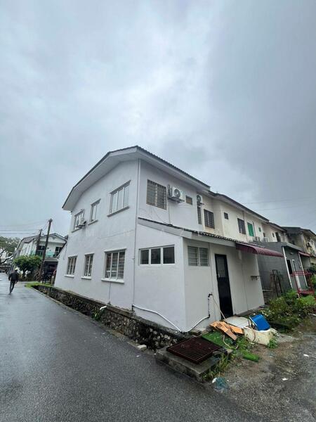 2-storey Terraced House for Sale in Sungai Buloh (Selangor) - Amin Azlan - Exterior - PropertyGuru.com.my