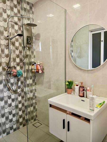 3-storey Terraced House for Sale in Sierramas (Sungai Buloh) - Nazri Hassan - Bathroom - PropertyGuru.com.my