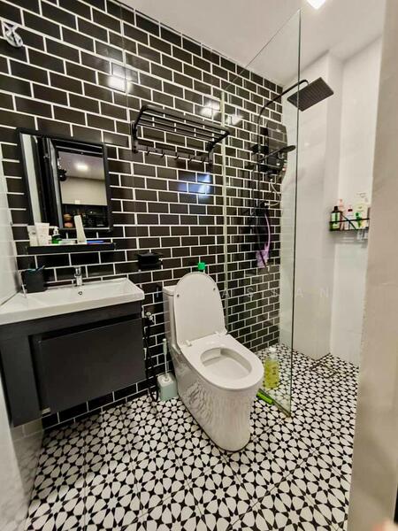 3-storey Terraced House for Sale in Sierramas (Sungai Buloh) - Nazri Hassan - Bathroom - PropertyGuru.com.my