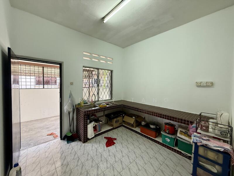 Terrace House in Bangsar Suitable for Refurbishment untuk Untuk Dijual - RM 1,648,000, Feb 2026 - Kitchen - PropertyGuru.com.my
