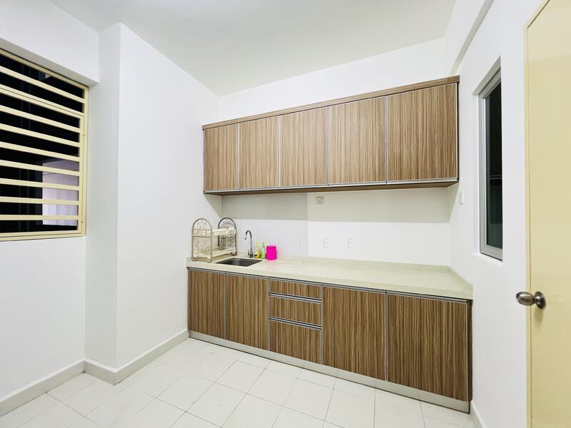 Elit Heights @ Bayan City untuk Untuk Disewa - RM 2,000 /bulan, Feb 2026 - Kitchen - PropertyGuru.com.my