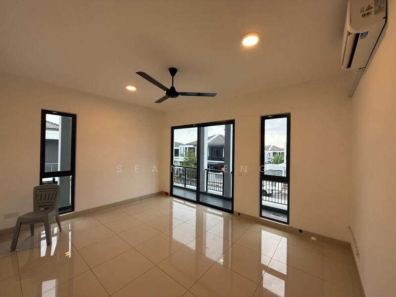 Semi-Detached House for Sale in Taman Jasa Ria (Garden villa) (Bukit Mertajam) - Sean Heng - Living Room - PropertyGuru.com.my