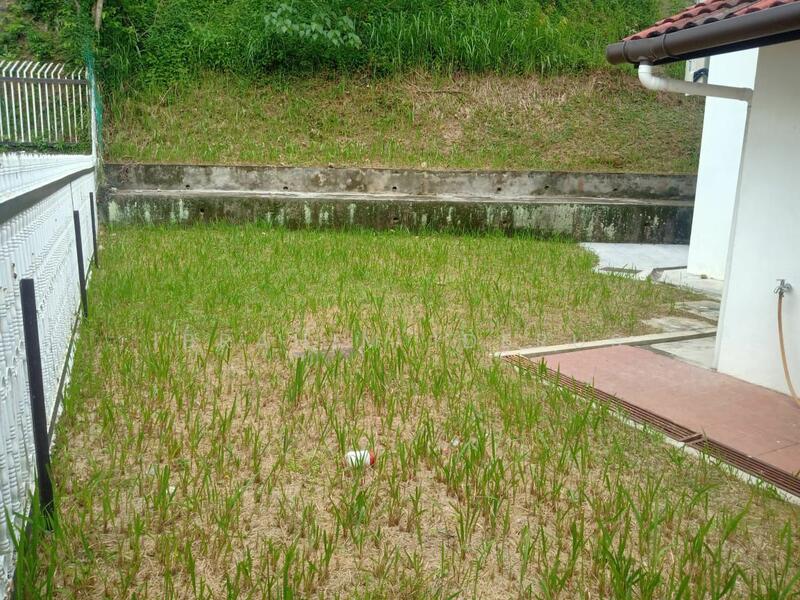 Semi-Detached House for Sale in Melawati (Selangor) - Ibrahim Iderus - Garden - PropertyGuru.com.my