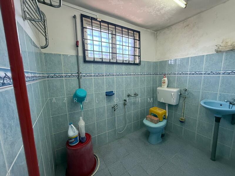 Taman Seremban Jaya untuk Untuk Dijual - RM 320,000, Feb 2026 - Bathroom - PropertyGuru.com.my