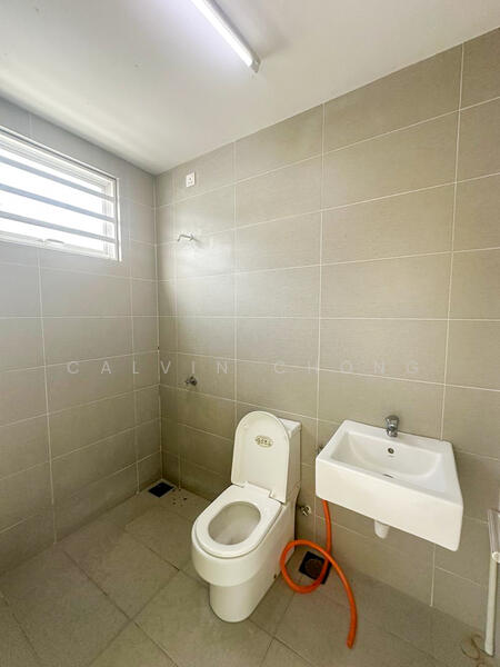Terraced House for Sale in Bandar Sri Sendayan (Negeri Sembilan) - Calvin Chong - Bathroom - PropertyGuru.com.my