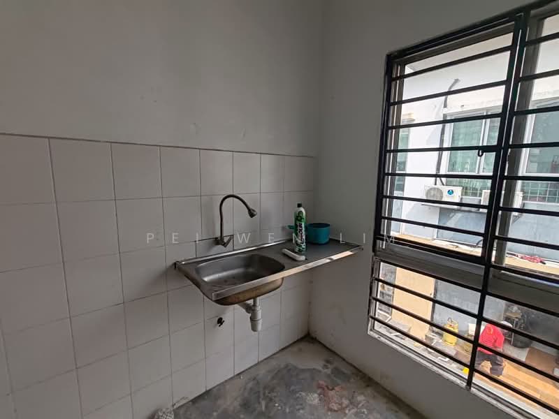 Bandar Parklands untuk Untuk Disewa - RM 1,000 /bulan, Apr 2026 - Kitchen - PropertyGuru.com.my