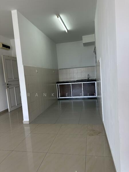 Semarak @ Taman Raintree untuk Untuk Disewa - RM 1,225 /bulan, Feb 2026 - Kitchen - PropertyGuru.com.my