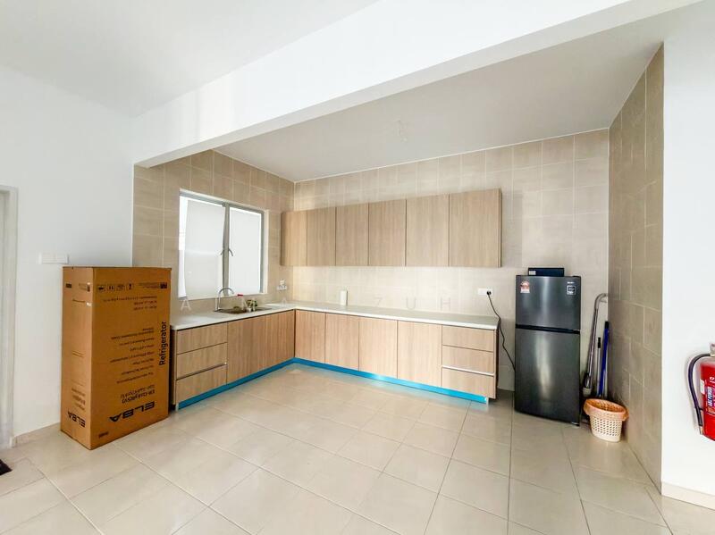 Condominium for Sale at Residensi Adelia 3 - AIMAN ZUHDI - Kitchen - PropertyGuru.com.my