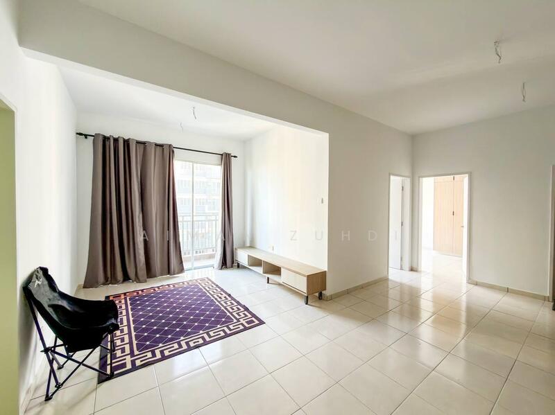 Condominium for Sale at Residensi Adelia 3 - AIMAN ZUHDI - Living Room - PropertyGuru.com.my