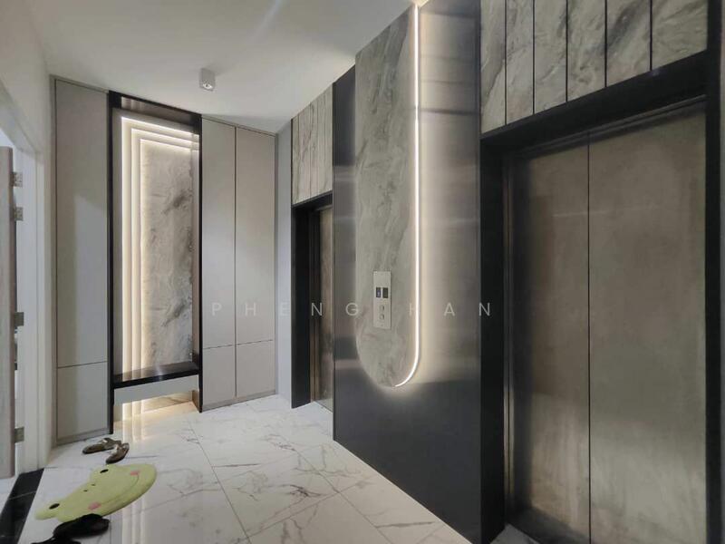 QuayWest Residence untuk Untuk Disewa - RM 4,500 /bulan, Feb 2026 - Corridor - PropertyGuru.com.my