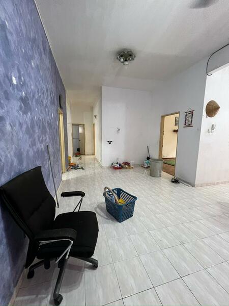 Classic Condominium untuk Untuk Dijual - RM 250,000, Feb 2026 - Corridor - PropertyGuru.com.my