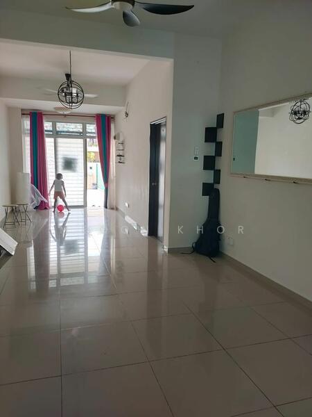 Seksyen U15 Shah Alam untuk Untuk Disewa - RM 1,400 /bulan, Feb 2026 - Living Room - PropertyGuru.com.my