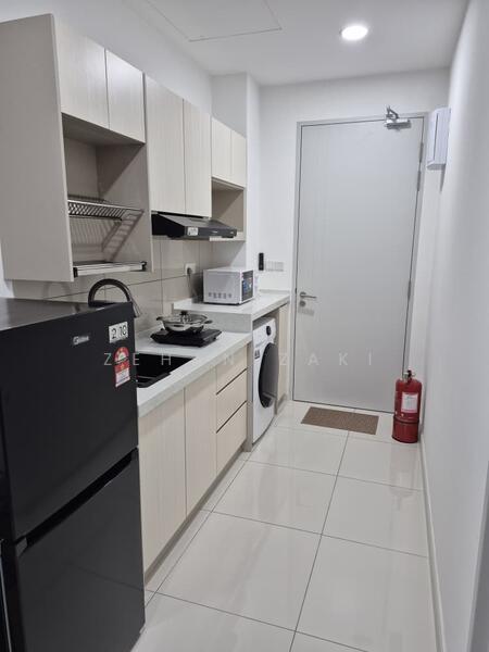 Majestic Residence untuk Untuk Disewa - RM 3,200 /bulan, Feb 2026 - Kitchen - PropertyGuru.com.my
