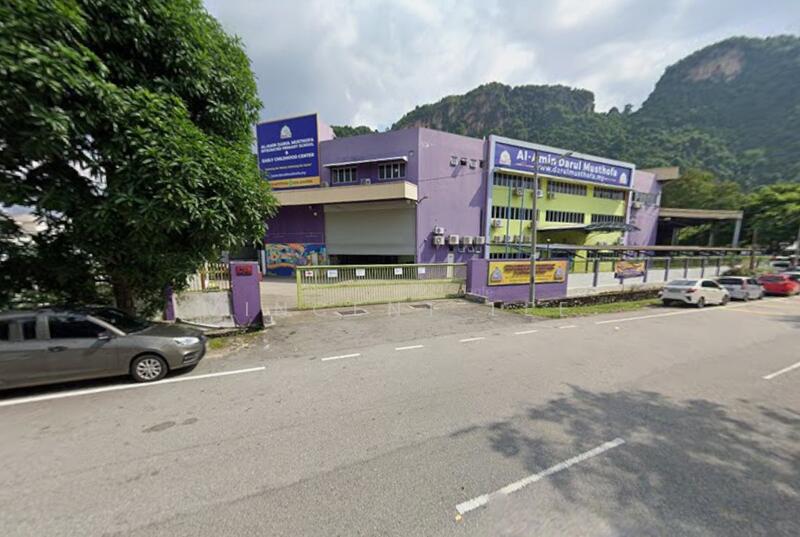 Semi-D Factory for Sale in Taman Industri Kimpal (Batu Caves) - Vincent Lee - Exterior - PropertyGuru.com.my