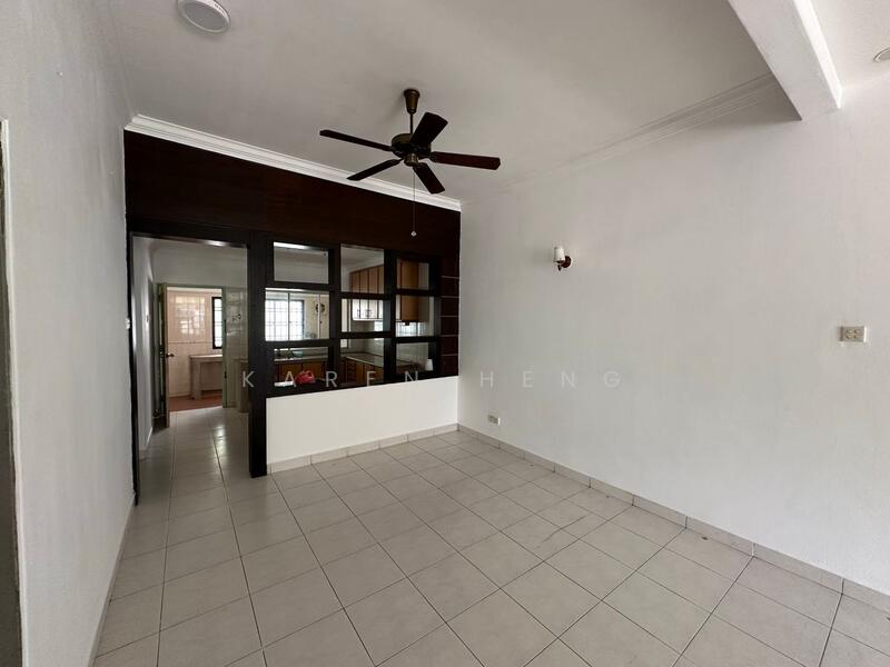 Taman Impian Emas untuk Untuk Dijual - RM 878,000, Feb 2026 - Living Room - PropertyGuru.com.my