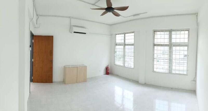 Taman Industri Pusat Bandar Puchong untuk Untuk Disewa - RM 2,000 /bulan, Feb 2026 - Interior - PropertyGuru.com.my