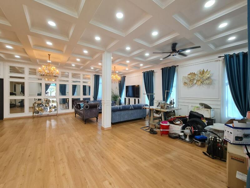 2-storey Terraced House for Sale in Puncak Alam (Selangor) - Syukor Hartanah - Living Room - PropertyGuru.com.my