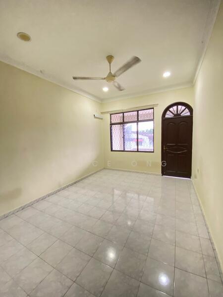 Taman Pelangi untuk Untuk Disewa - RM 3,500 /bulan, Feb 2026 - Living Room - PropertyGuru.com.my
