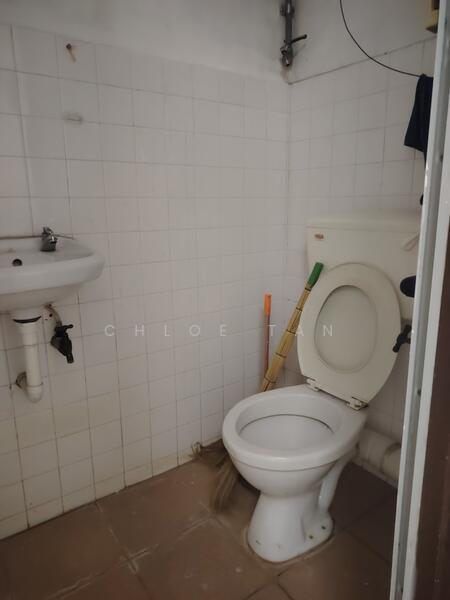 2-storey Terraced House for Sale in Taman Desa Murni (Butterworth) - Chloe Tan - Bathroom - PropertyGuru.com.my