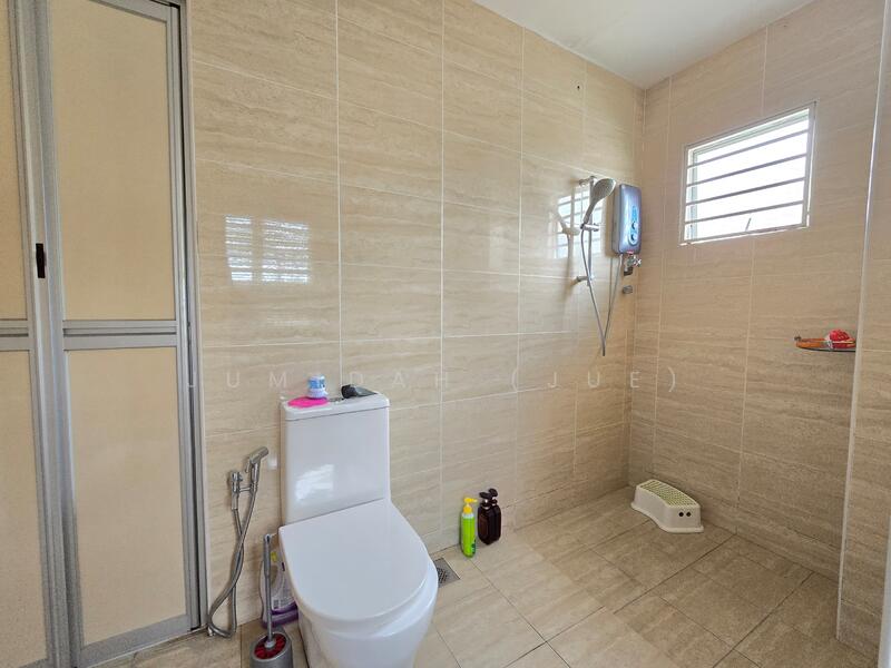 Emerald Heights Taman Puncak Jalil untuk Untuk Dijual - RM 950,000, Mac 2026 - Bathroom - PropertyGuru.com.my