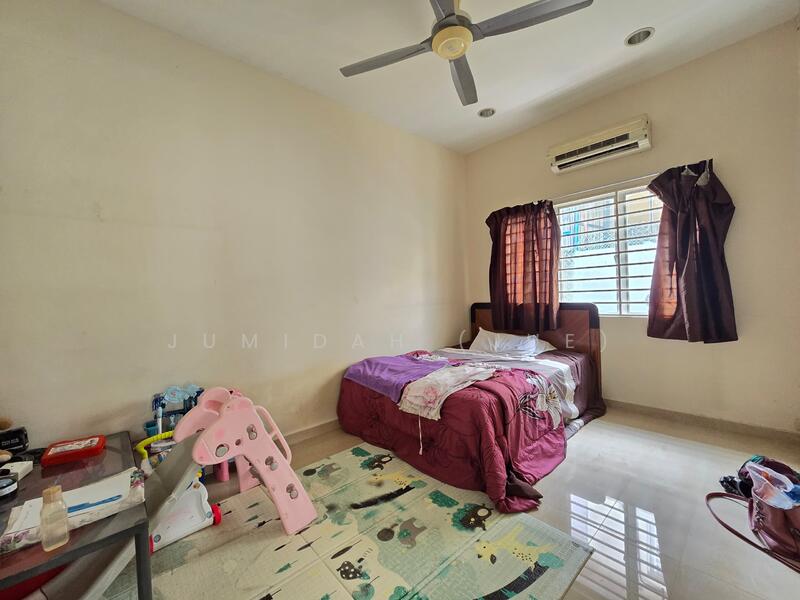 Emerald Heights Taman Puncak Jalil untuk Untuk Dijual - RM 950,000, Mac 2026 - Bedroom - PropertyGuru.com.my