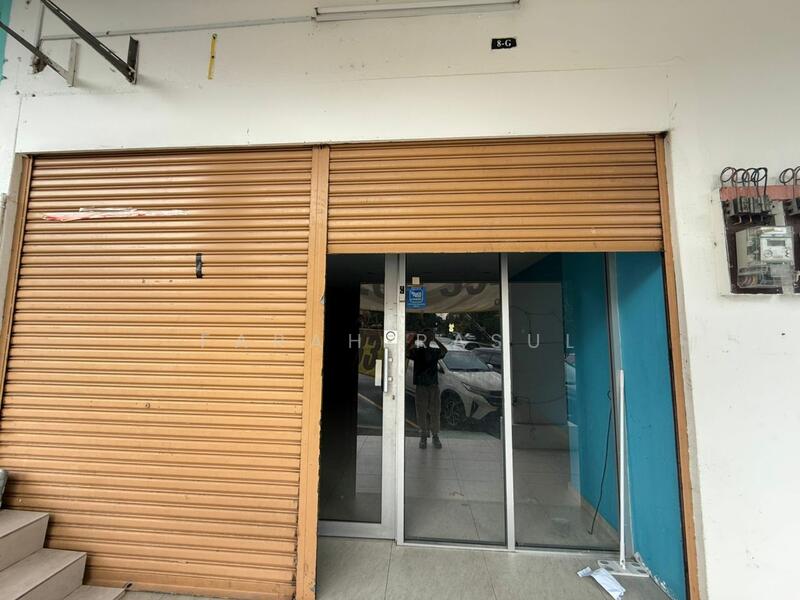 Shop / Office for Rent in Taman Tropika 2 (Kajang) - Farah Rasul - Exterior - PropertyGuru.com.my