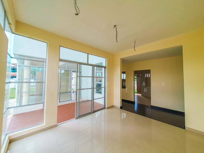 Bungalow for Sale in Bandar Enstek (Negeri Sembilan) - Akramin Firdaus Bin Mokhtar - Living Room - PropertyGuru.com.my