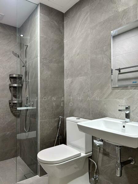 Quinn Residence untuk Untuk Disewa - RM 3,200 /bulan, Feb 2026 - Bathroom - PropertyGuru.com.my