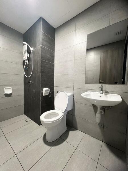 Service Residence for Rent at The New Duo @ Edumetro - Tan Kwan Yang - Bathroom - PropertyGuru.com.my