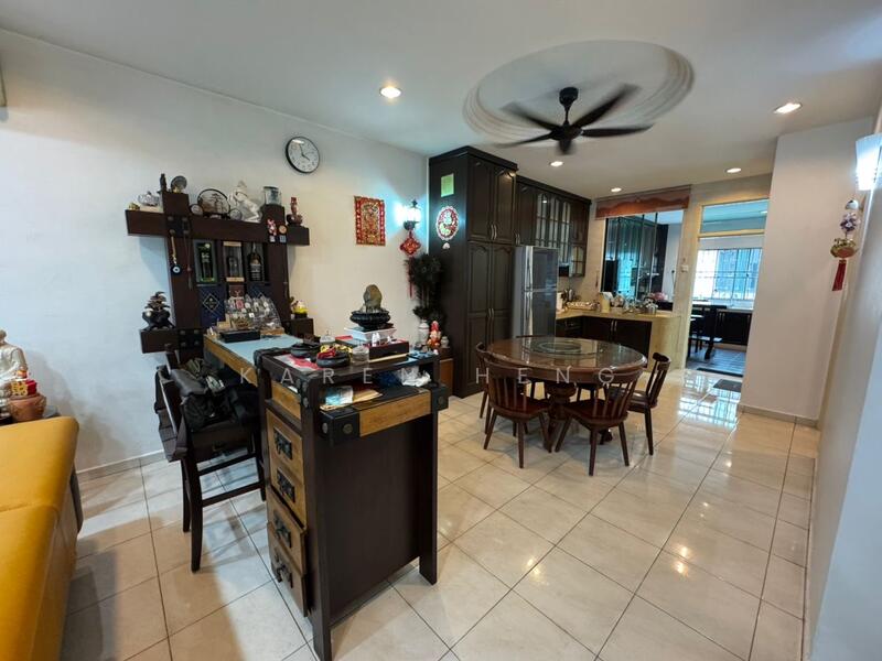 Taman Impian Emas untuk Untuk Dijual - RM 950,000, Feb 2026 - Dining Room - PropertyGuru.com.my