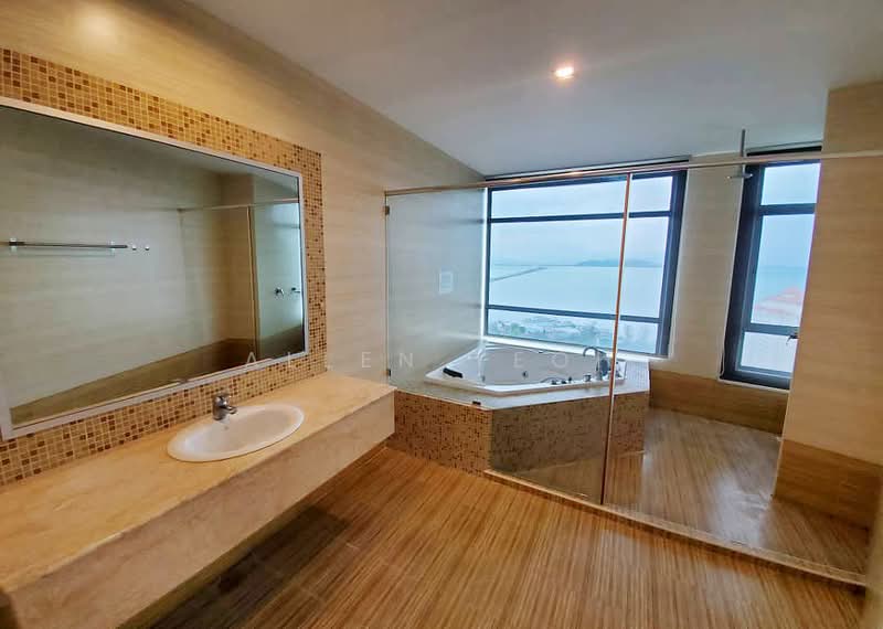Condominium for Sale at The View Condominium - Allen Yeoh - Bathroom - PropertyGuru.com.my