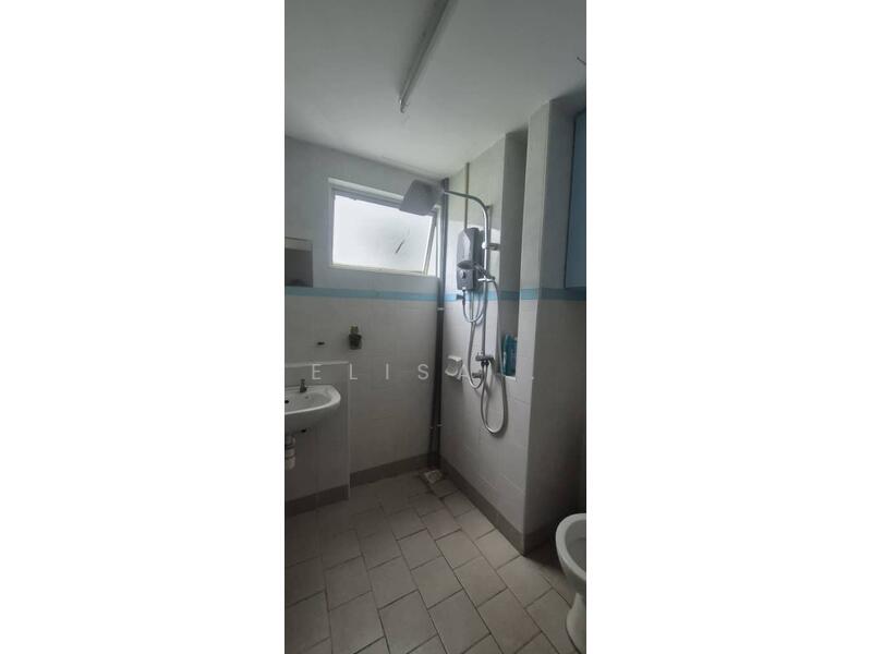 Alpha Villa untuk Untuk Dijual - RM 415,000, Feb 2026 - Bathroom - PropertyGuru.com.my