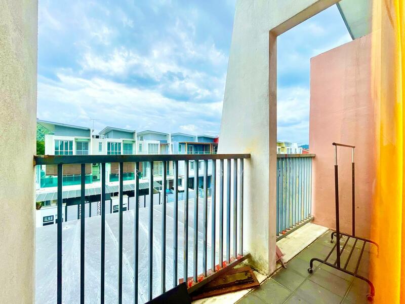 Taman Selasih Fasa 2 @ Selaseh 36 untuk Untuk Dijual - RM 1,180,000, Feb 2026 - Balcony - PropertyGuru.com.my