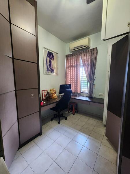 2-storey Terraced House for Rent in Johor Bahru (Johor) - Ziv Chiam - Study - PropertyGuru.com.my