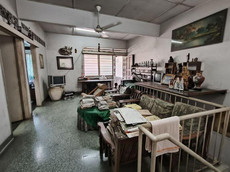 2-storey Terraced House for Sale in Taman Paramount (Petaling Jaya) - Joyce Kok - Living Room - PropertyGuru.com.my